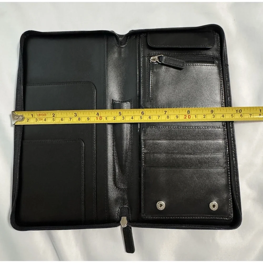 Levenger Black Leather Travel Wallet Removable Interior Wallet Personalized 